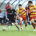 IS D23G9812