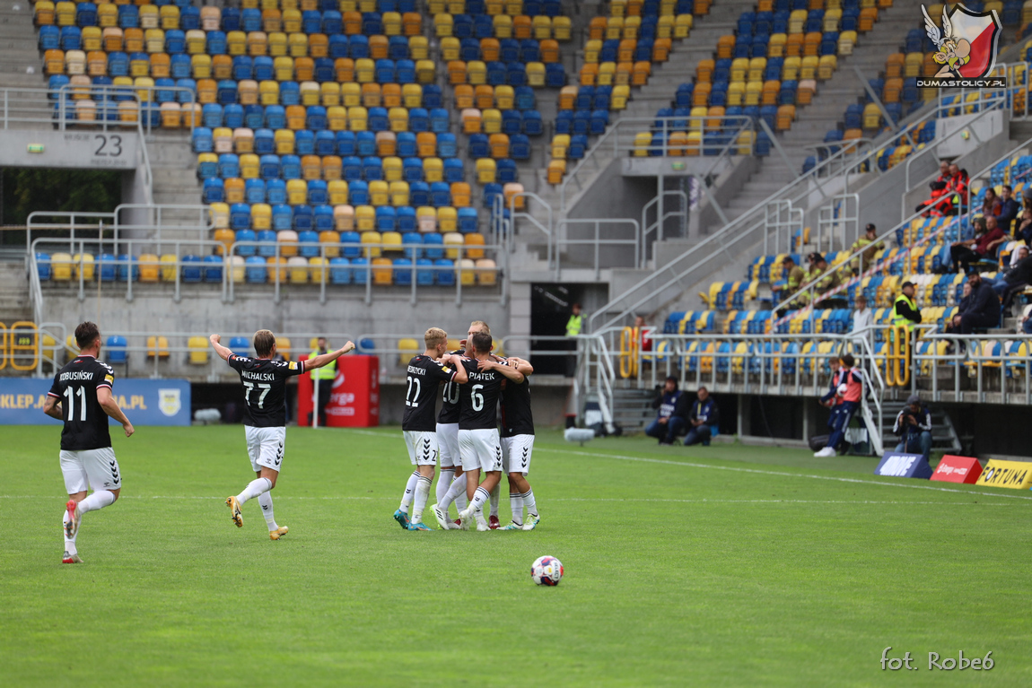 (42) Arka Gdynia - Polonia (07.08.2023) .jpg