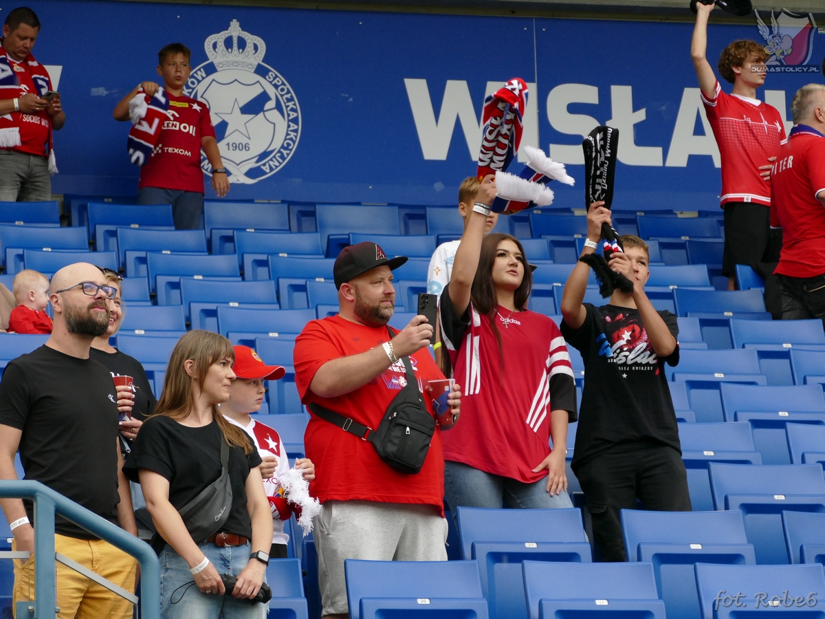 (01) Wisłą Kraków - Polonia Warszawa (28.07.2024).jpg