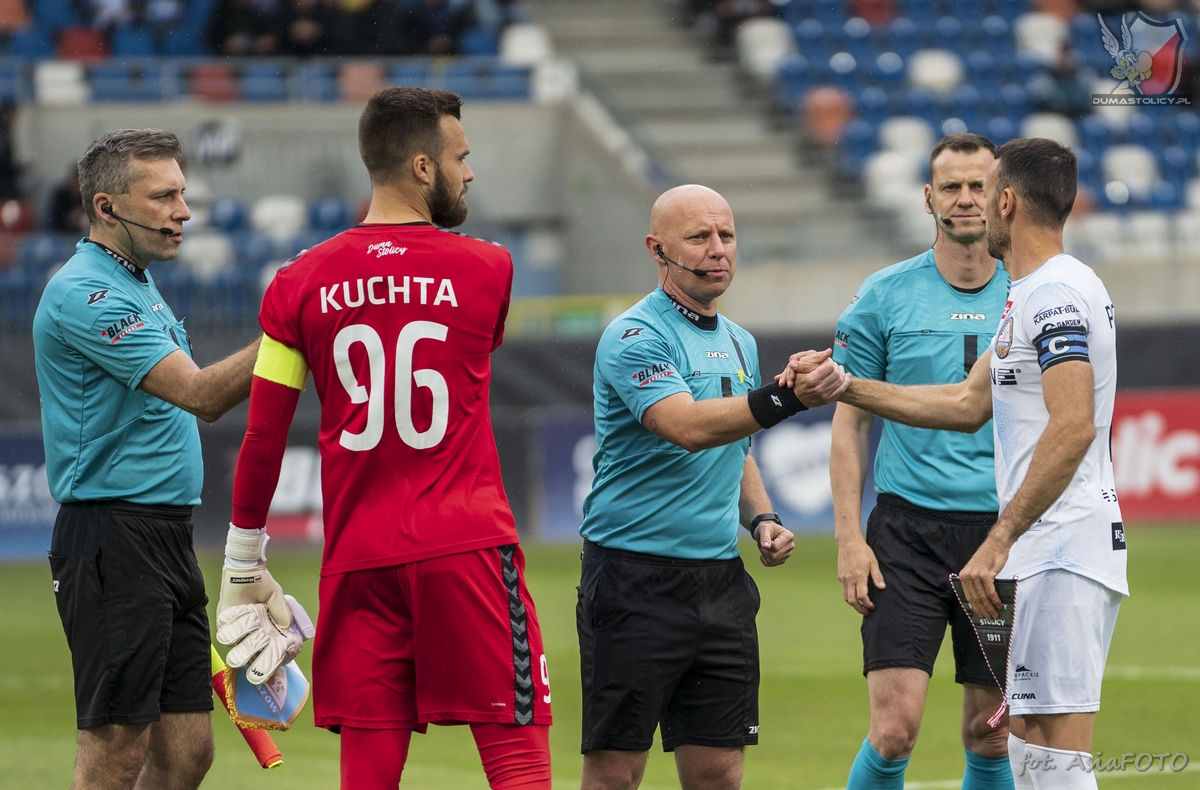 sędzia Tomasz Marciniak,Mateusz Kuchta 
