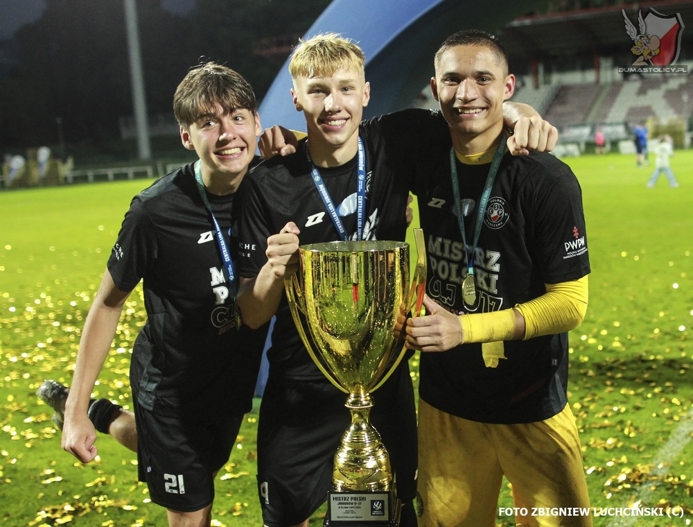 Patryk Mackiewicz, Antoni Kapusta, Mateusz Grudziński