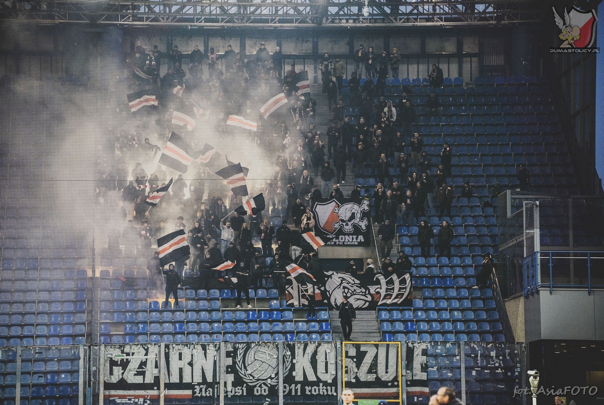 304 polonistów na Reymonta