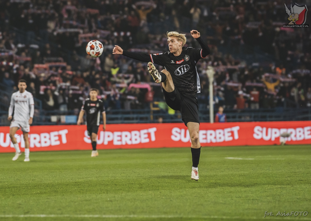 Buksa: Jestem bardziej elastyczny od brata, o ile chodzi o pozycję na boisku